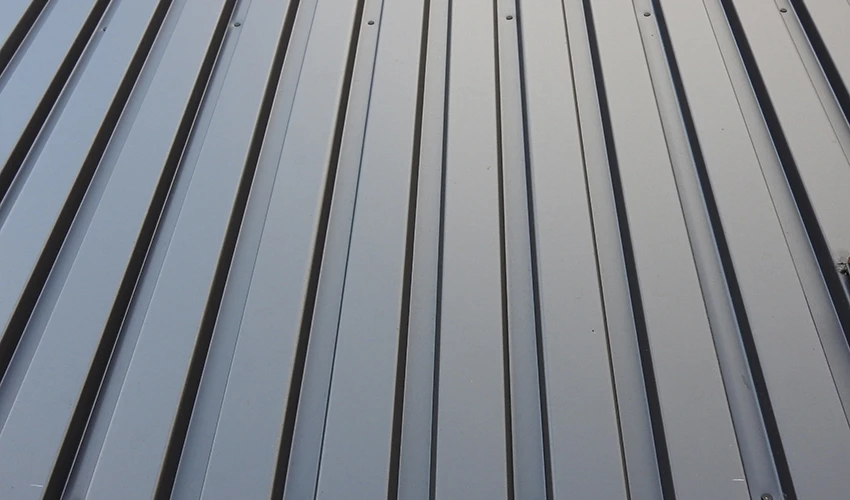 ガルバリウム鋼板の外壁