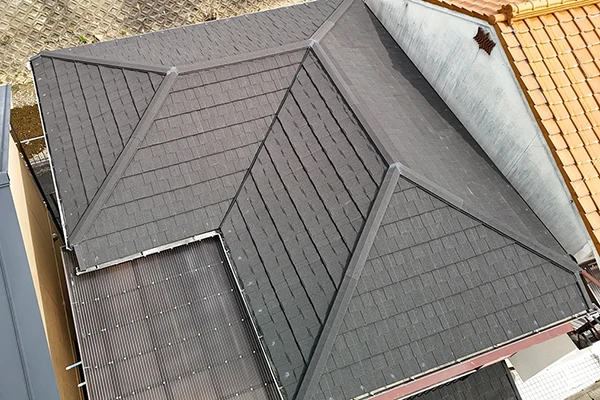 施工後：新東のセネターへの葺き替え