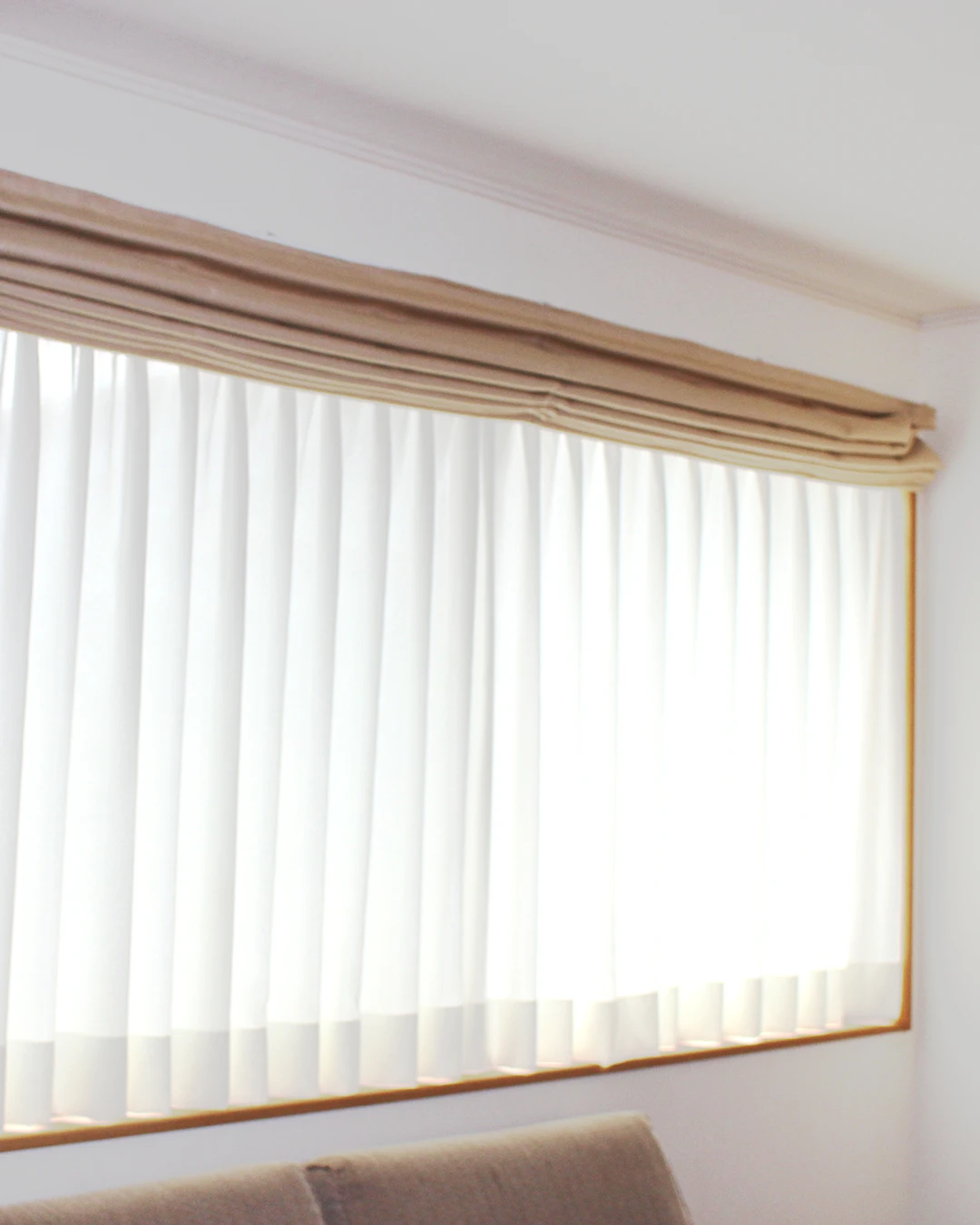 モダンな住宅の窓